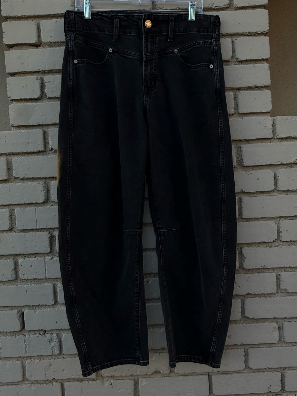 Gap Barrel Jeans in Black Denim - Size 10/30R